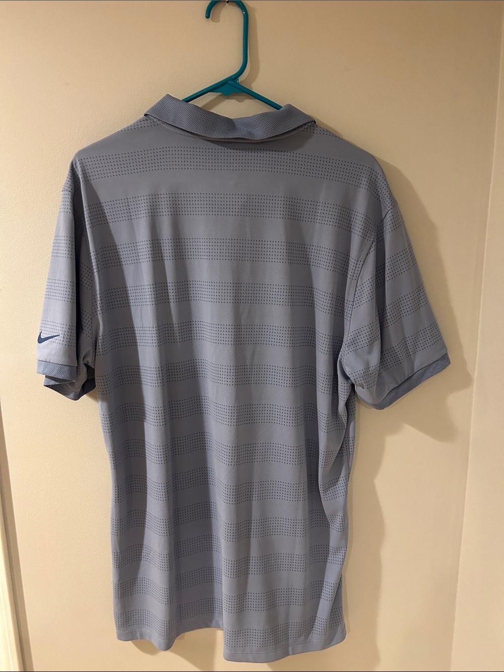 Nike Men’s Light Blue Striped Golf Polo - Picture 2 of 3